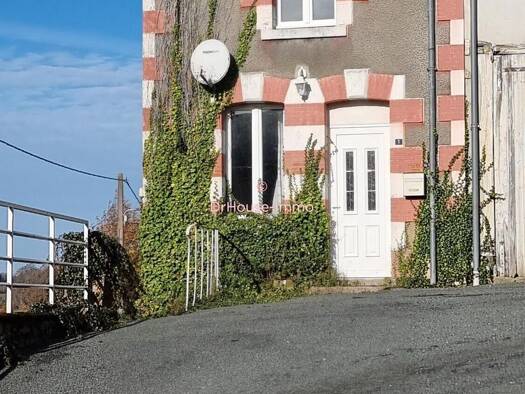 Maison à vendre 40 500 € 5 pièces 4 chambres 130 m² 1 062 m² de terrain La Forêt-du-Temple 23360