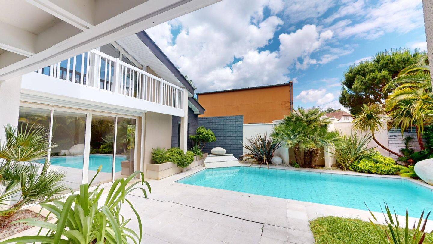 Maison à vendre, 219m², PAU