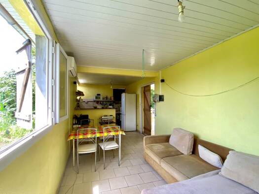 Maison à vendre 220 000 € 6 pièces 3 chambres 121,1 m² 175 m² de terrain Gros-Morne 97213
