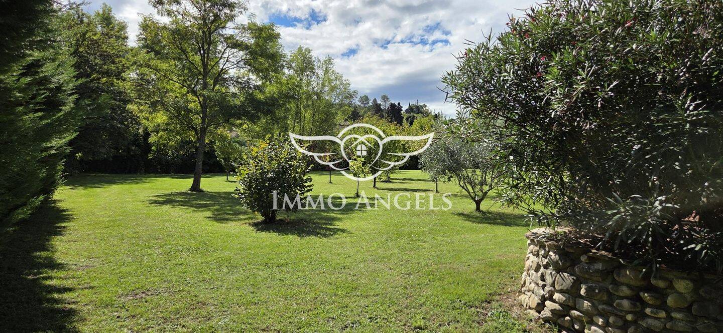 Maison à vendre, 246m², VALLON PONT D'ARC