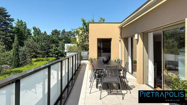 Appartement à vendre 890 000 € 5 pièces 4 chambres 143 m² Dernier étage, Étage 2/2 Saint Rambert Lyon 9ème 69009