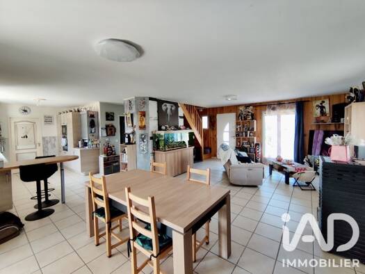 Maison à vendre 261 000 € 4 pièces 2 chambres 129 m² 2 568 m² de terrain Courcelles-de-Touraine 37330