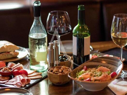 Restaurant à vendre Fonds de commerce 399 000 € 170 m² d'espace de restauration Serris 77700