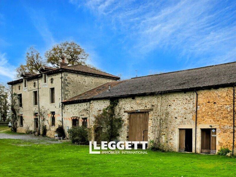 Maison à vendre, 389m², BUSSIERE POITEVINE