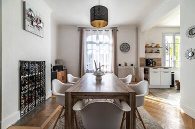 Maison à vendre 350 000 € 8 pièces 5 chambres 159,8 m² 292 m² de terrain Fontenelle Déville-Lès-Rouen 76250