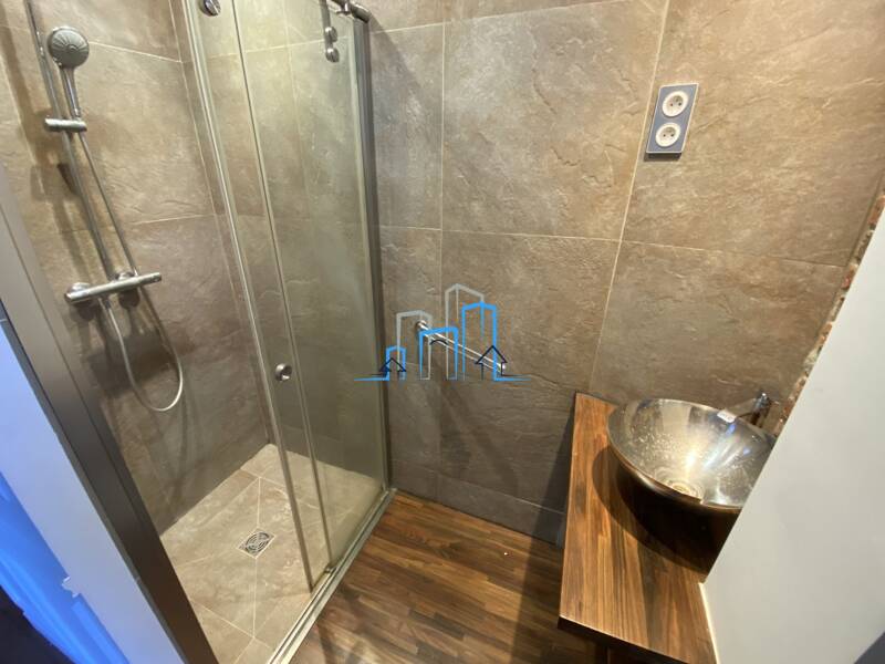 Maison à louer, 44m², PARIS 18E