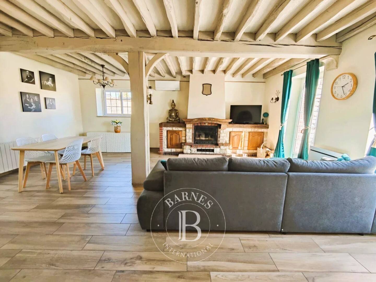 Maison à vendre, 431m², TREMBLAY LES VILLAGES