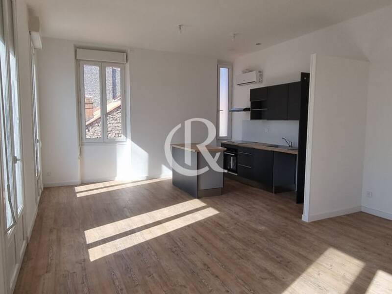 Maison à louer, 67m², HYERES