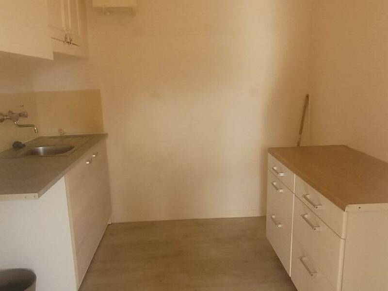 Maison à louer, 40m², MARSEILLE 5E