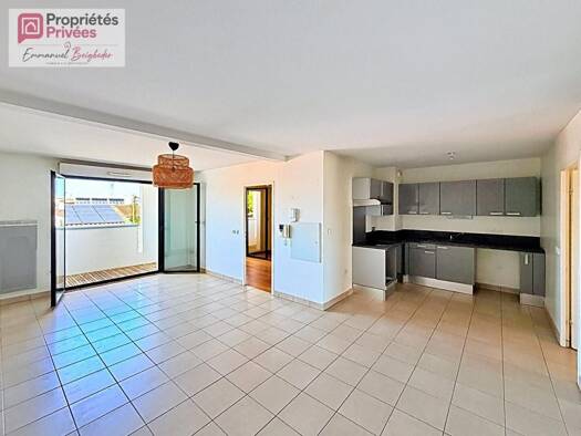 Appartement à vendre 338 600 € 4 pièces 3 chambres 79,2 m² Étage 2/3 Grand Parc Bordeaux 33000