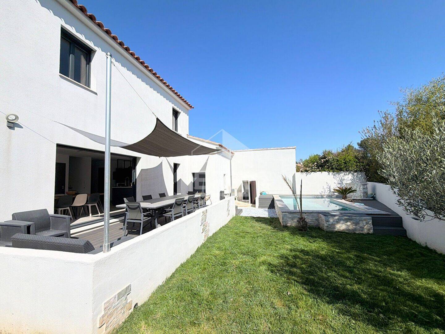 Maison à vendre, 96m², LE PUY SAINTE REPARADE