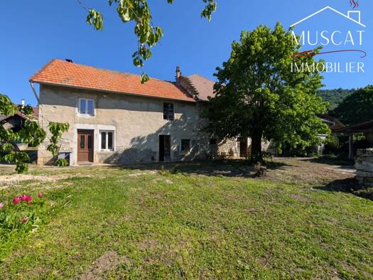 Villa à vendre 270 000 € 6 pièces 5 chambres 166,36 m² 1 300 m² de terrain Izieu 01300
