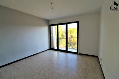 Appartement à louer 602 € 1 pièce 23 m² Étage 2/3 Aix en Provence 13100