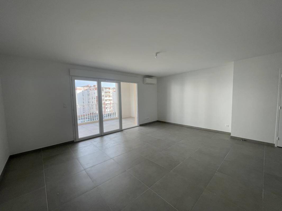 Maison à louer, 92m², AJACCIO