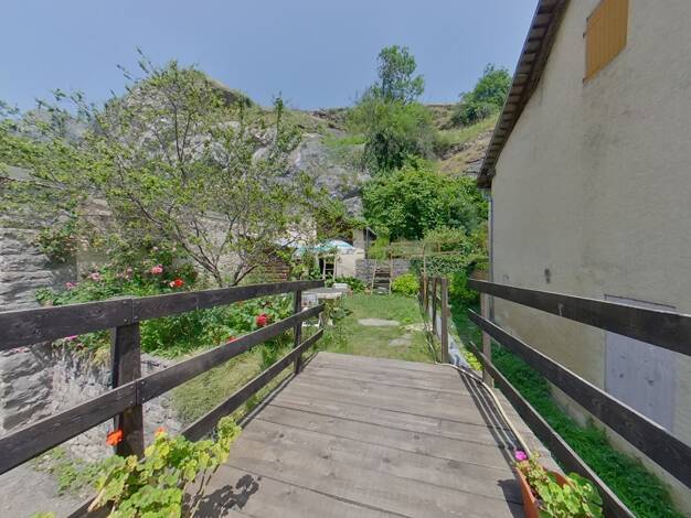 Maison à vendre 179 000 € 6 pièces 4 chambres 125 m² 194 m² de terrain Le Lauzet Ubaye 04340