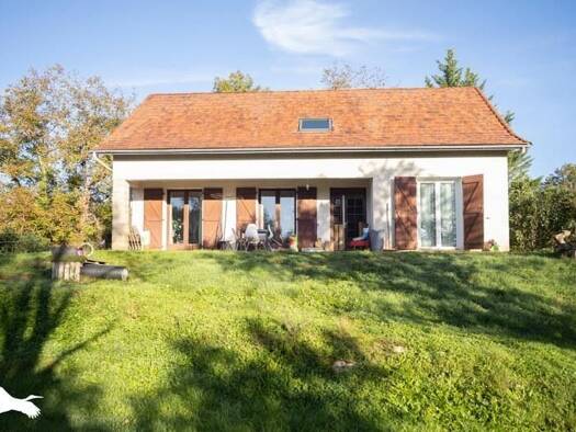 Maison à vendre 202 920 € 6 pièces 4 chambres 160 m² 3 311 m² de terrain Ouest Villefranche de Rouergue 12200
