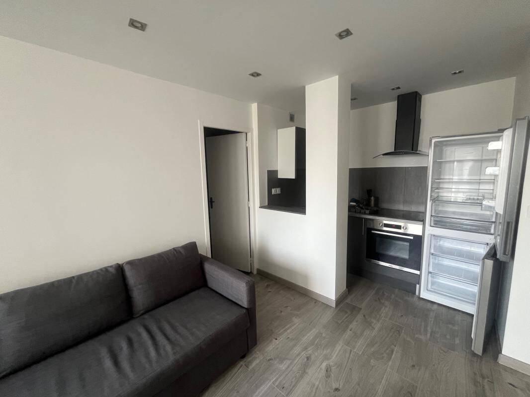 A LOUER APPARTEMENT T3 MEUBLE 69100 VILLEURBANNE — 4