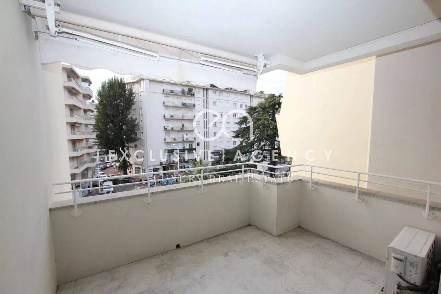 Maison à louer, 48m², CANNES