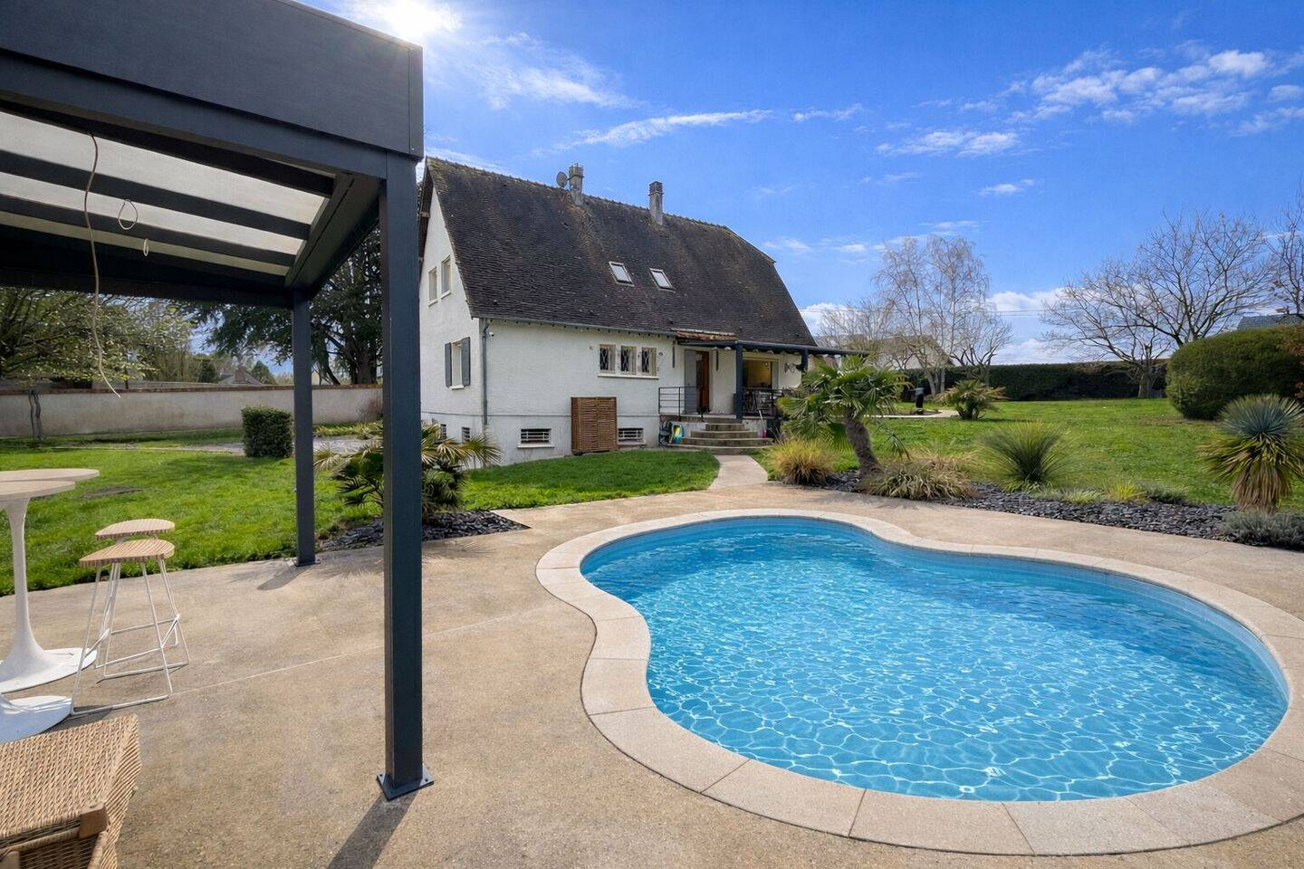 Maison à vendre, 163m², CHAUMONT EN VEXIN