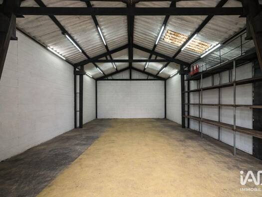 Local commercial à vendre 541 000 € 180 m² de surface de vente Le Fort Vitry-sur-Seine 94400