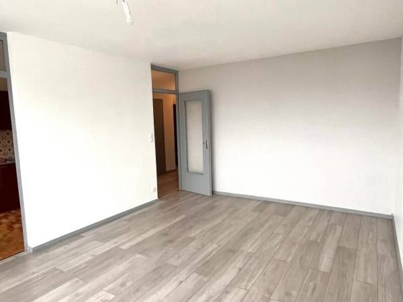 Maison à louer, 77m², CLUSES