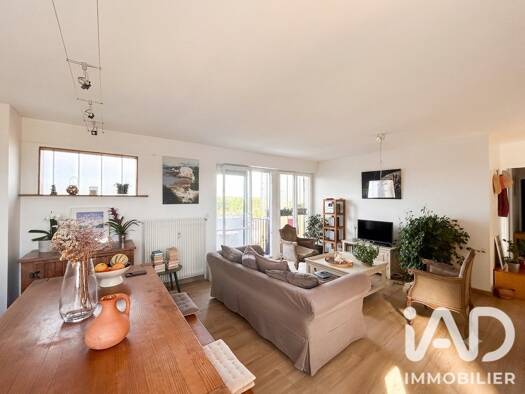 Appartement à vendre 192 000 € 4 pièces 3 chambres 87,37 m² Étage 6/6 Saint Pierre Amiens 80000