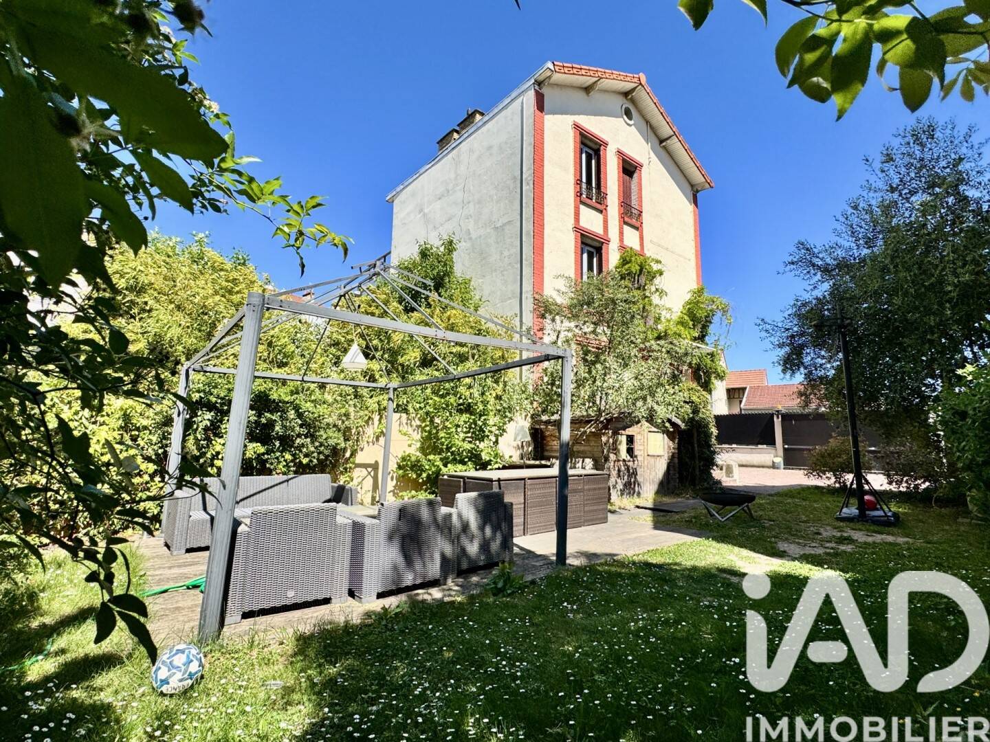 Maison à vendre, 201m², NANTERRE