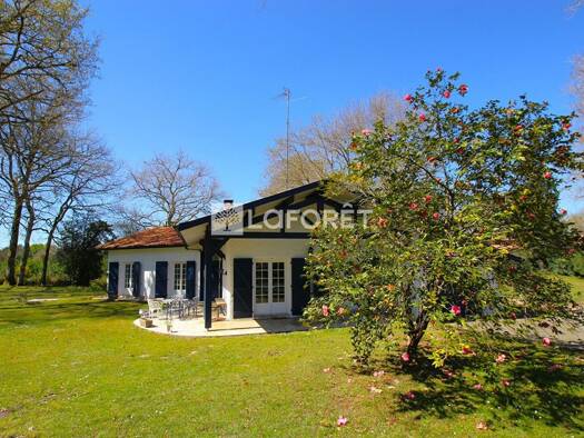 Maison de plain-pied à vendre 545 000 € 4 pièces 3 chambres 122 m² 5 000 m² de terrain Saubion 40230