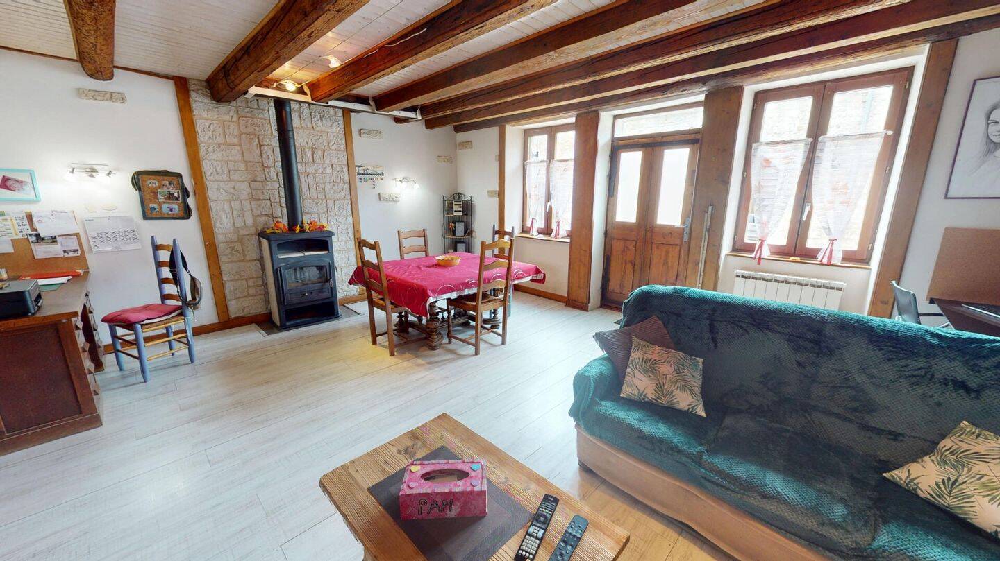 Maison à vendre, 100m², NEUVILLE SUR AIN