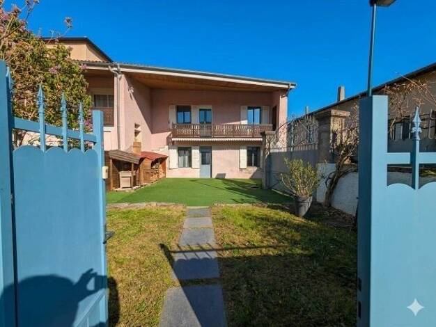 Maison à vendre 360 000 € 5 pièces 4 chambres 136,1 m² 252 m² de terrain Ouest Miribel 01700