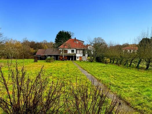 Maison à vendre 525 000 € 4 pièces 3 chambres 94,2 m² 6 118 m² de terrain Lorry-lès-Metz 57050