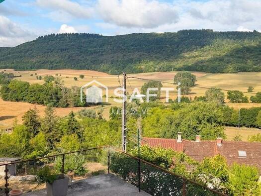 Maison à vendre 99 000 € 5 pièces 3 chambres 137 m² 170 m² de terrain Val Suran 39320