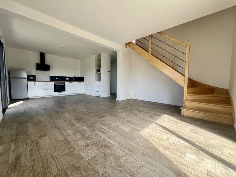 Maison à louer, 86m², ERGUE GABERIC