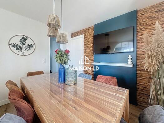 Maison à vendre 239 990 € 5 pièces 3 chambres 105 m² 193 m² de terrain Carentan-les-Marais 50500