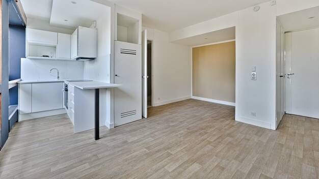 Appartement à louer 1 650 € 2 pièces 1 chambre 43 m² 1er étage Pasteur Montparnasse Paris 15ème 75015