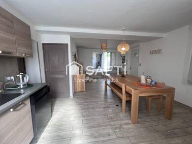 Ferme à vendre 330 000 € 3 pièces 2 chambres 103 m² 380 m² de terrain Caromb 84330