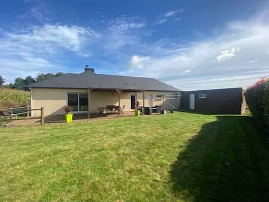 Maison de plain-pied à vendre 239 778 € 5 pièces 4 chambres 109 m² 836 m² de terrain Bréhan 56580