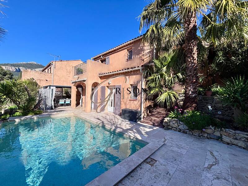 Maison à vendre, 120m², LE REVEST LES EAUX