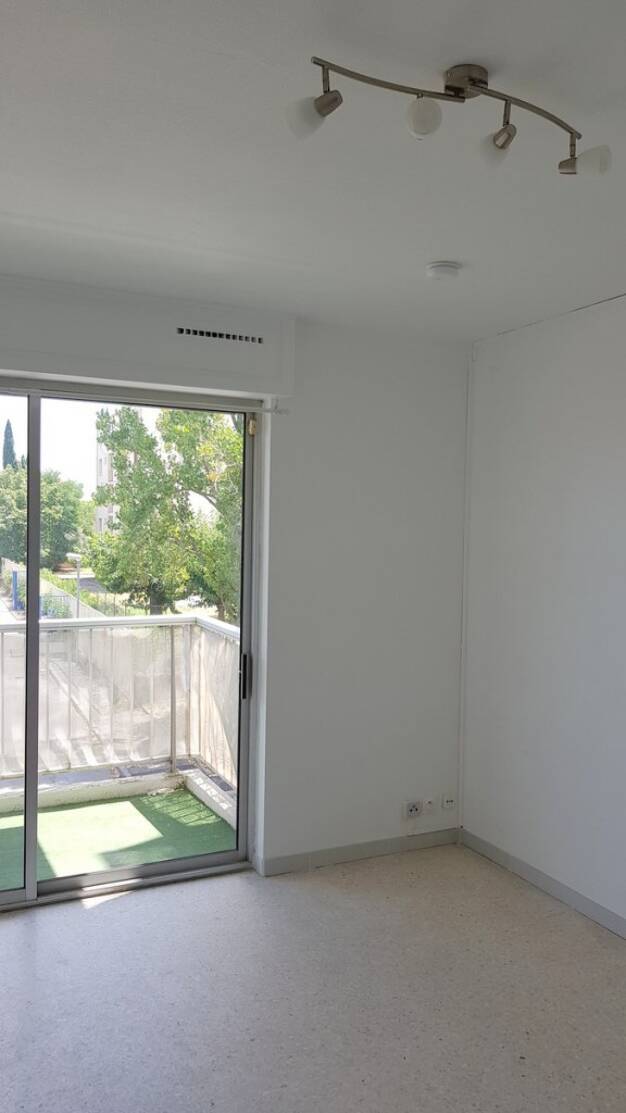 Appartement à vendre 90 000 € 1 pièce 17,8 m² Étage 1/3 Hôpitaux-Facultés Montpellier 34090