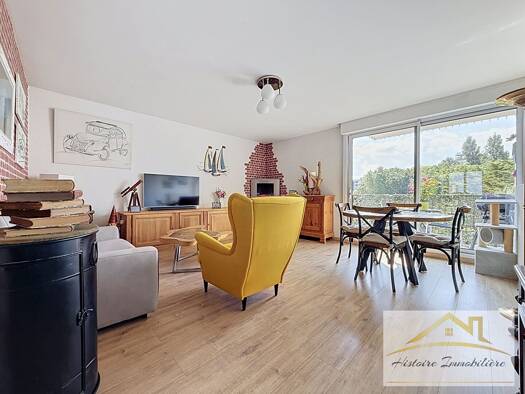 Appartement à vendre 210 000 € 5 pièces 3 chambres 85 m² Étage 5/6 Europe Brest 29200
