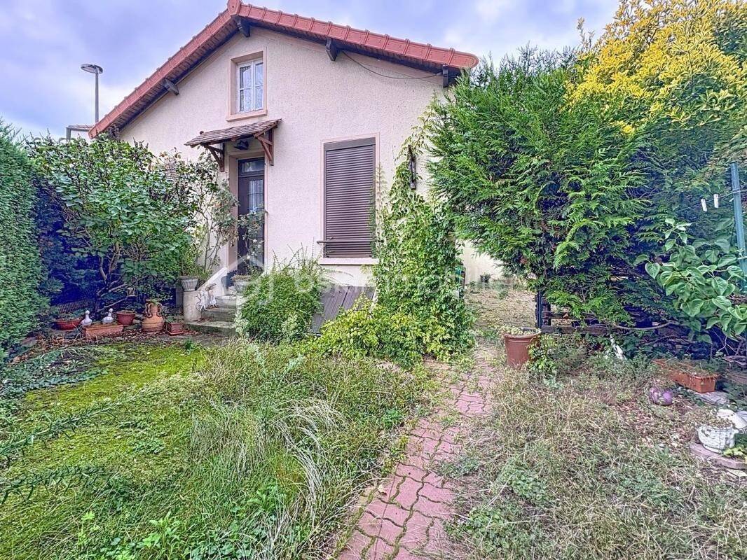 Maison à vendre, 44m², SURESNES