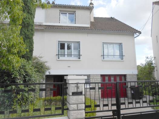 Maison à vendre 450 000 € 6 pièces 4 chambres 120 m² 379 m² de terrain Ormesson-sur-Marne 94490