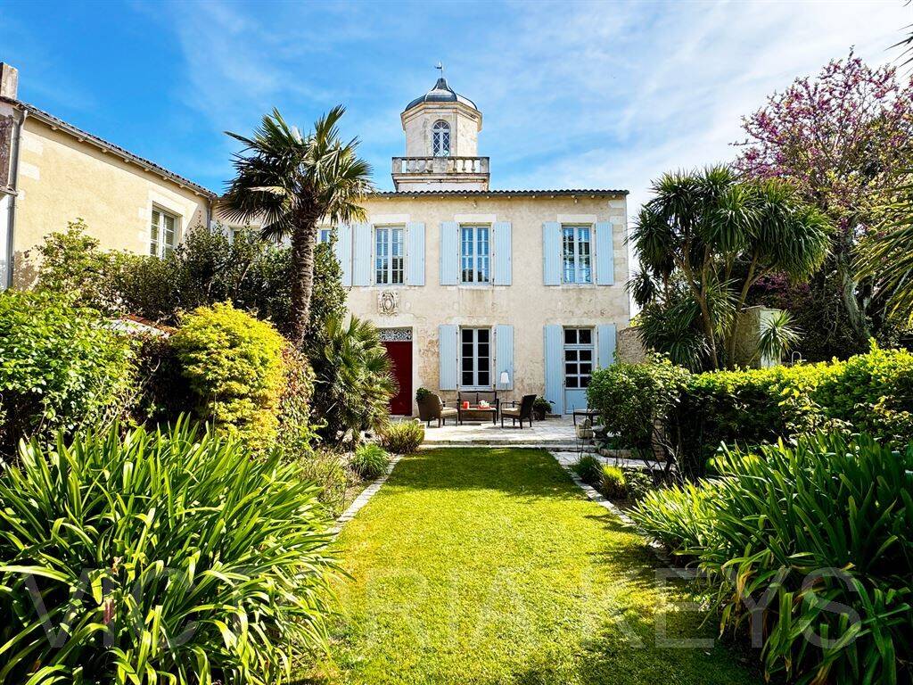 Maison à vendre, 350m², LE BOIS PLAGE EN RE