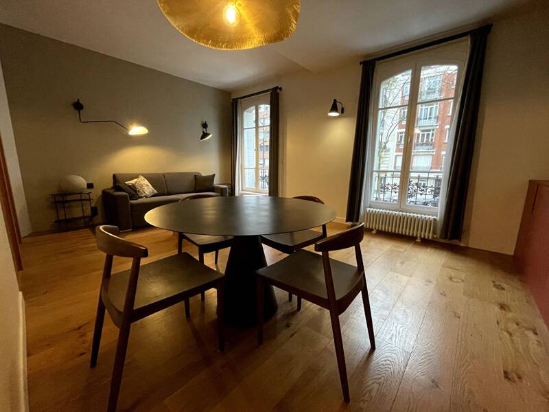 Maison à louer, 59m², PARIS 18E