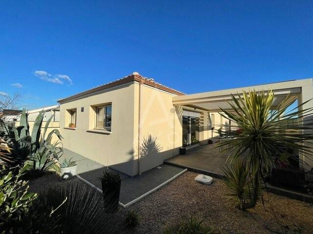 Maison à vendre, 111m², SAINT VINCENT SUR JARD