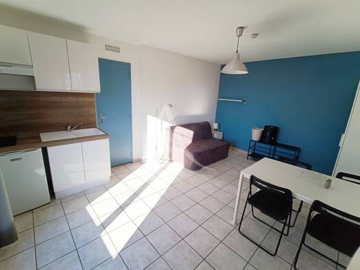 Appartement à louer 453 € 1 pièce 21 m² 1er étage Baliste Narbonne 11100