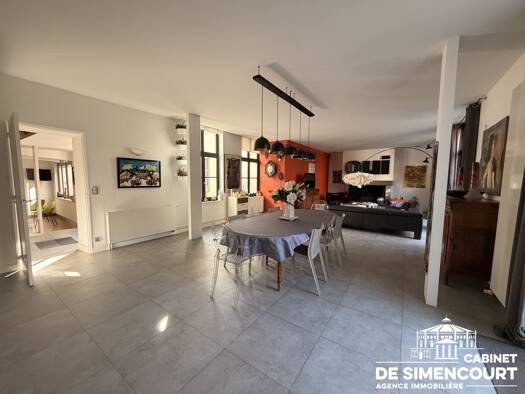 Maison à vendre 1 239 000 € 8 pièces 5 chambres 231 m² Amiens 80000