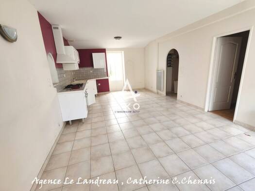 Maison à vendre 128 500 € 3 pièces 2 chambres 70 m² 200 m² de terrain La Varenne 49270