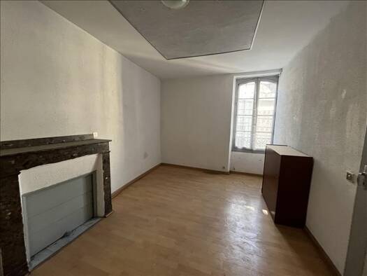Immeuble à vendre 93 075 € 200 m² Centre-Soum Lourdes 65100