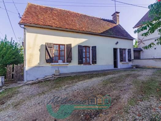 Maison à vendre 98 700 € 5 pièces 2 chambres 72 m² 1 295 m² de terrain Toucy 89130